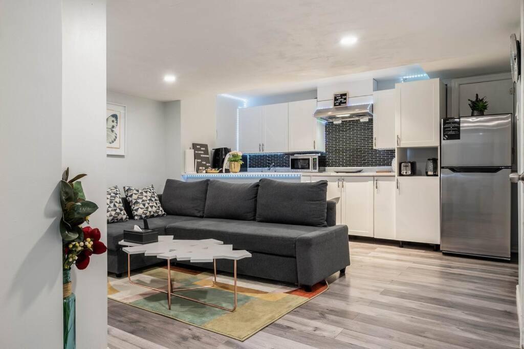 Cozy Nest Basement Unit Apartment Hamilton Ngoại thất bức ảnh